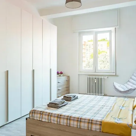 Large Suite Home Milan - Duomo-2